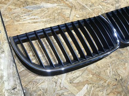 Решетка радиатора Bmw 3-Series E90 N46B20B 2007