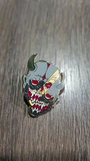 PIN ) Металлический значок NEW