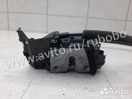 Замок двери задний левый Renault Clio 4