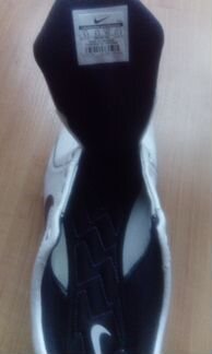 Кроссовки Nike