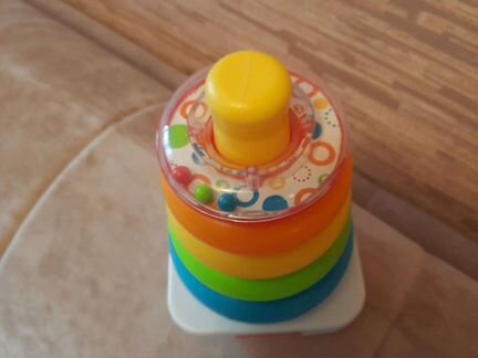 Пирамидка fisher price