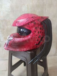 Мотоциклетный шлем (Предатор)