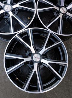 Диски бу литые R18 C на Kia