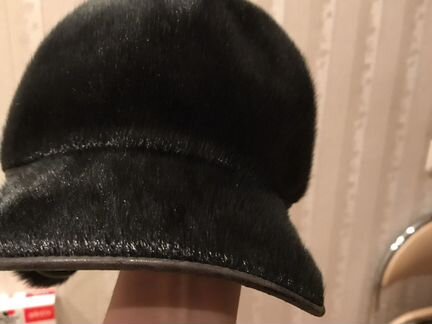 Меховая женская кепка