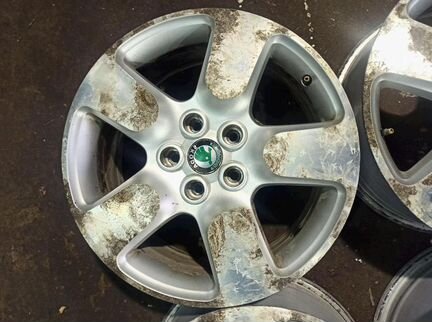 Диски бу оригинал R17 N на Skoda