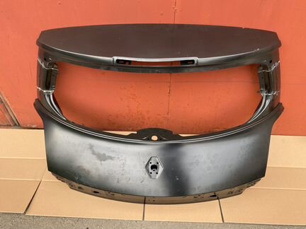 Новая крышка багажника Рено Меган 2 оригинальная