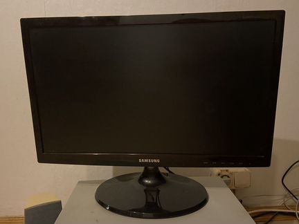 Монитор Samsung