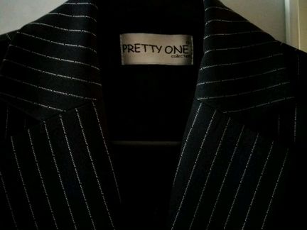 Костюм брючный в полоску pretty one актуально