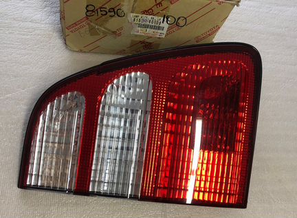 Фонарь зад лев toyota LC100 8159060100