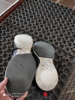 Кроссовки мужские 42