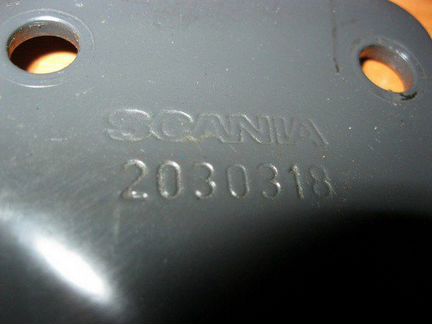 Кронштейн крепления контрольного щупа Scania