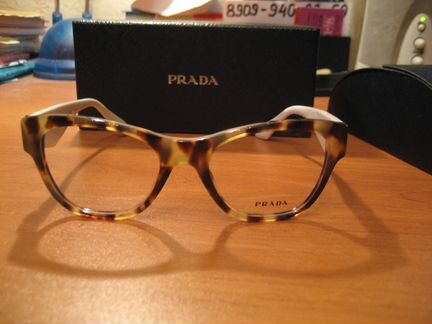 Оправа - фирма Prada