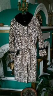 Пальто. Мех Кенгуру. Стильное. Италия. Новое