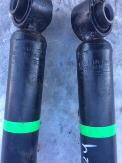 Задние амортизаторы Тойота Камри 70