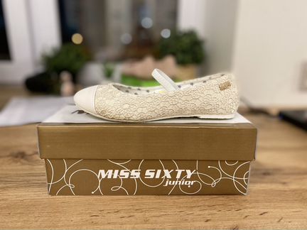 Туфли белые новые нарядные Miss Sixty 27-34