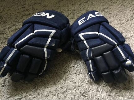 Перчатки easton synergy YTH