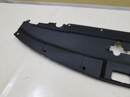 Накладка замка капота Mitsubishi Pajero Sport 3