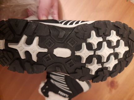 Кроссовки зимние