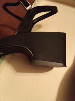 Босоножки Испан.кожа/шелк новые р.37-37,5