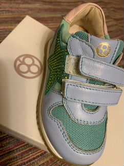 Кроссовки новые Florens