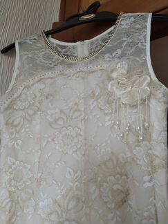 Платье нарядное