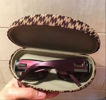 Солнцезащитные очки MaxMara