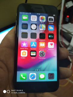 Телефон iPhone 8 64gb