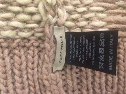 Новая шапка coccinelle