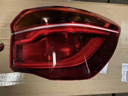 Фонарь правый внешний BMW X1 F48