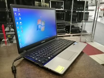 Ноутбук samsung NP300E5A Core i3