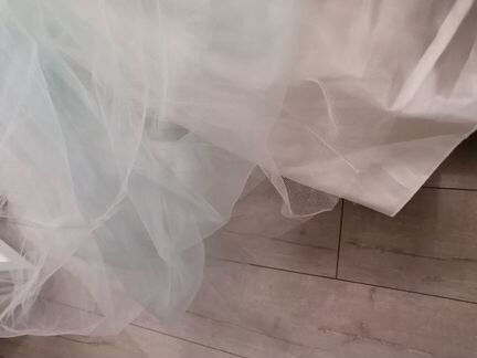 Нарядное стильное платье тринити