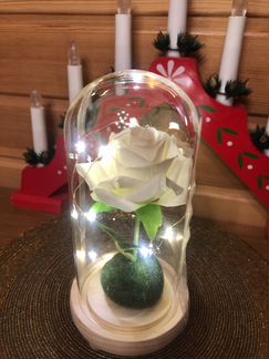 Лампа настольная Роза белая