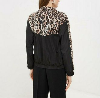 Ветровка куртка новая