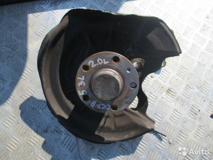 Поворотный кулак задний Skoda Octavia A5 1Z