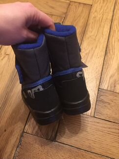 Новые зимние сапожки, р-р 25