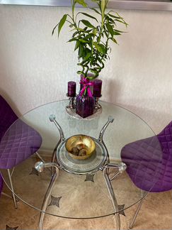 Стол стеклянный