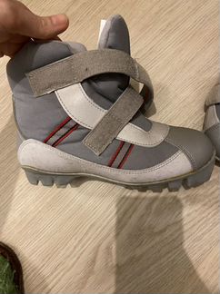 Ботинки лыжные