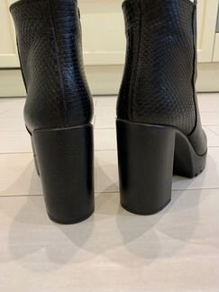 Ботильоны (полусапоги) Dino Ricci, нат. кожа, р 39