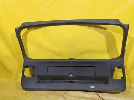 Обшивка крышки багажника Audi Q7 4L Ауди кью 7 ку