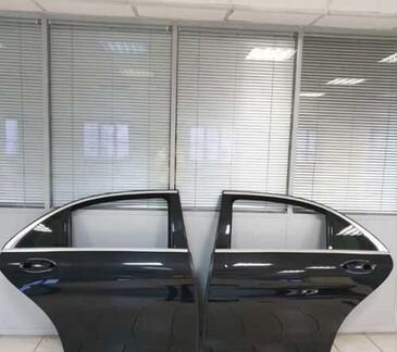 Дверь задняя правая левая w222 чёрная черная s222