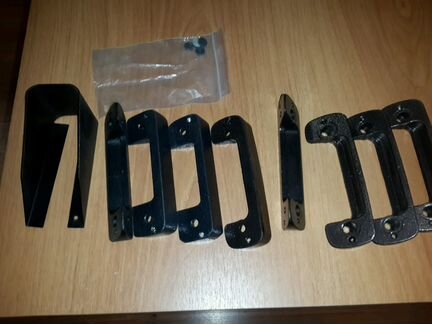 Угловой держатель кнопки вызова домофона