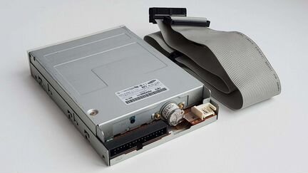 Флоппи-дисковод FDD Samsung SFD-321B с шлейфом