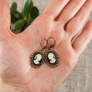 Серьги Винтажные камеи (10х14мм)