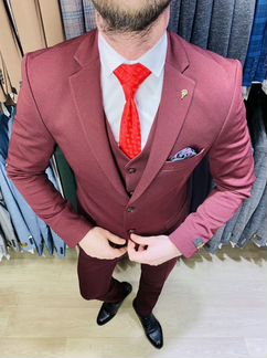 Мужской классический костюм