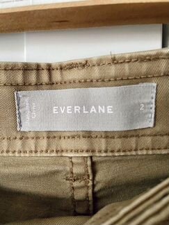 Брюки чиносы Everlane песочного цвета