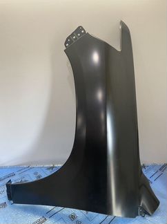 Крыло переднее левое Toyota Land Cruiser 200
