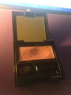 Тени: Shiseido,контур/губ