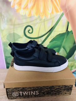 Ботинки /кроссовки /кеды