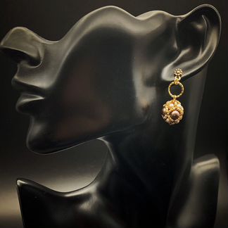 Серьги с оплетёнными бусинами из жемчуга Swarovski