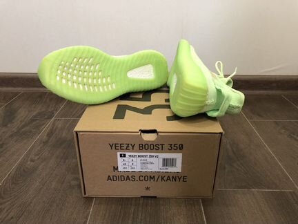 Adidas Yeezy Boost 350v2 8UK салатовые